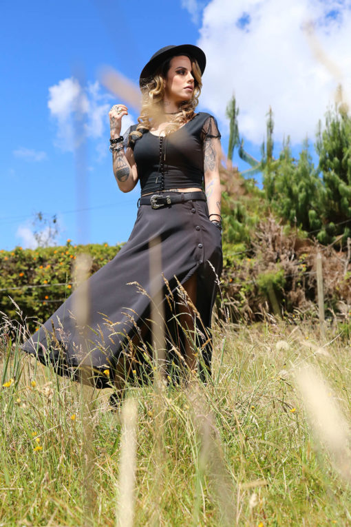 Croptop Young & Beautiful<br> Dark Paradise - Imagen 4