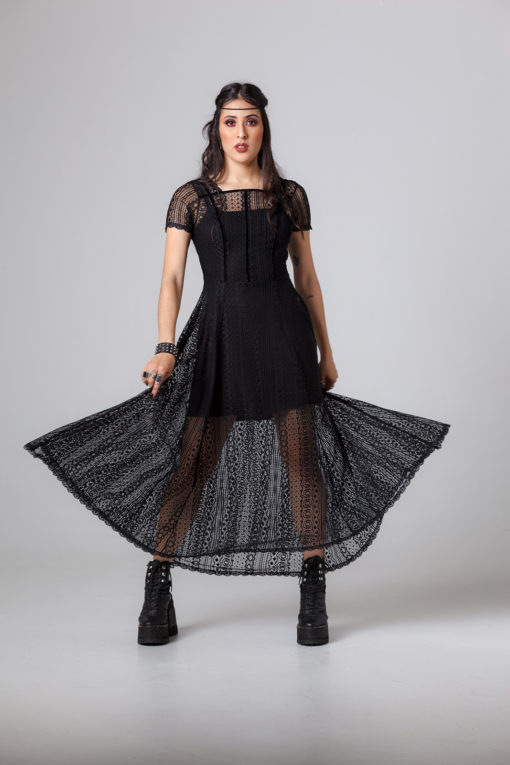 Vestido Largo en Encaje People are Strange
