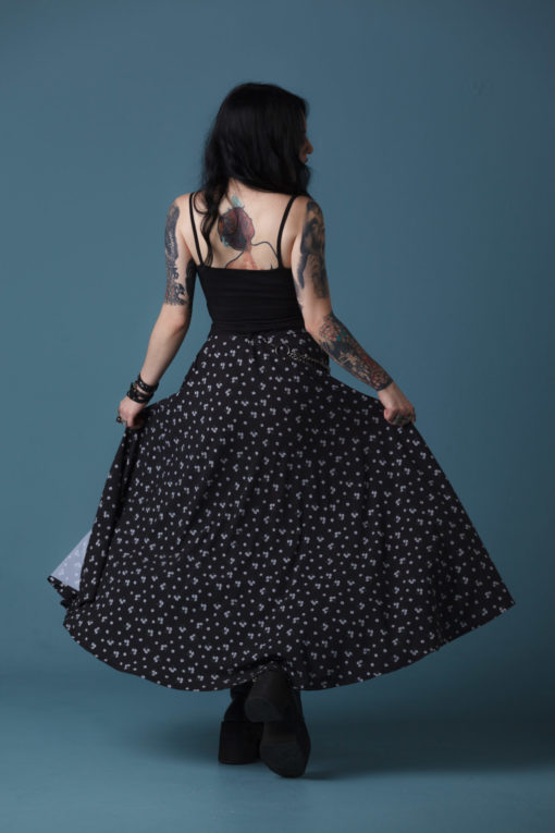 Falda Larga Zoom - Corazón Delator - Imagen 3