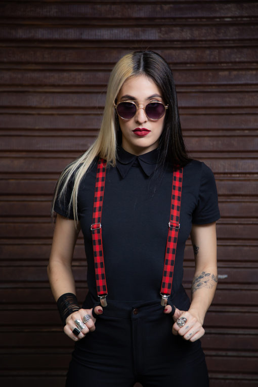 Camisa negra doble cuello<br> Just a girl