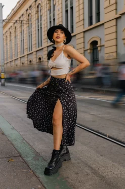 Falda Larga Zoom - Corazón Delator