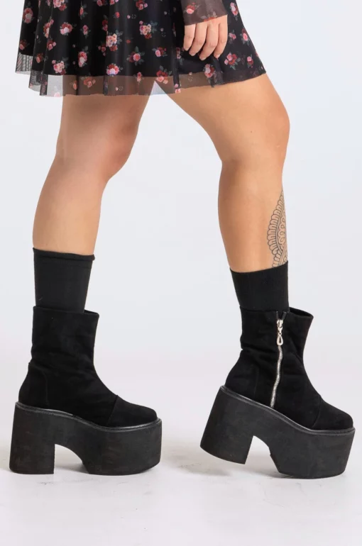 Botas Classic Black