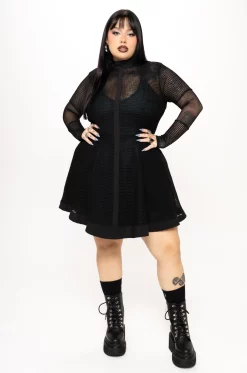 Vestido blonda corto Aviéntame