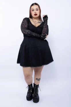 Alternative view of Vestido Blonda - Adiós