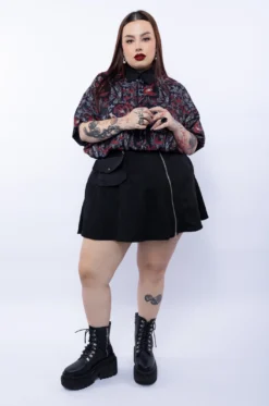 Alternative view of Falda corta - Crimen